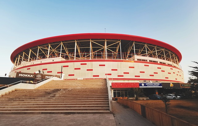 名球员在防 名球员在防